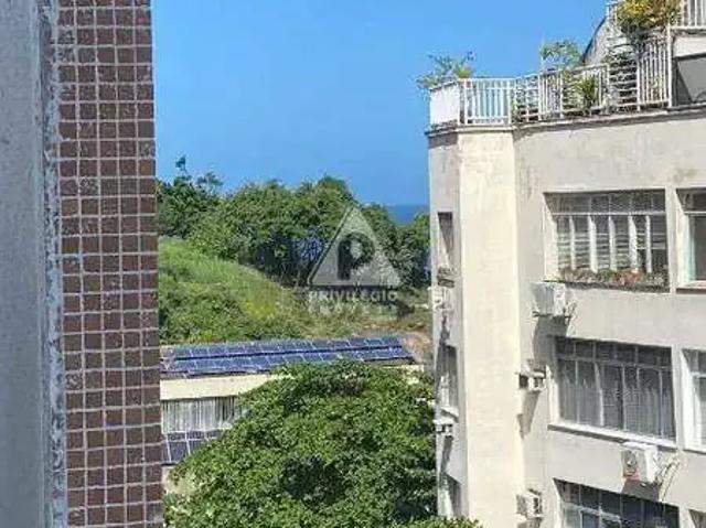 Apartamento para Venda em Rio de Janeiro/RJ Copacabana 3 Quartos