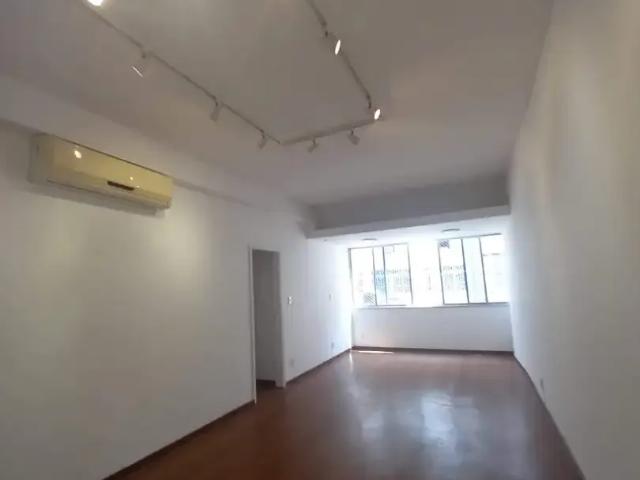 Apartamento para Venda em Rio de Janeiro/RJ Copacabana 3 Quartos
