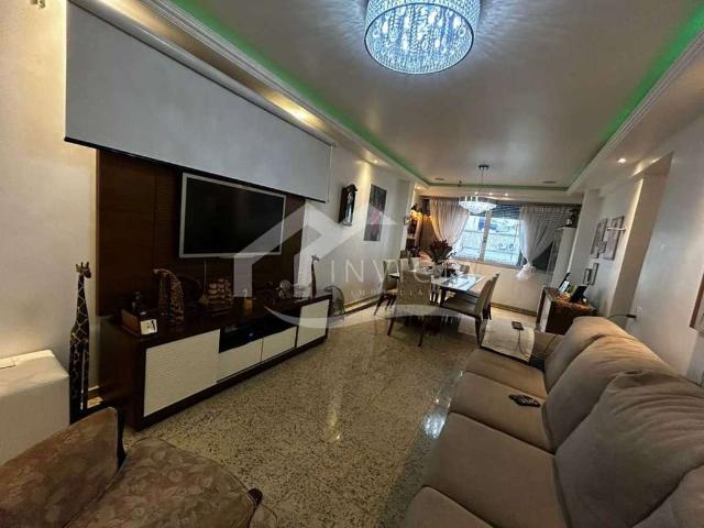 Apartamento para Venda em Rio de Janeiro/RJ Copacabana 3 Quartos
