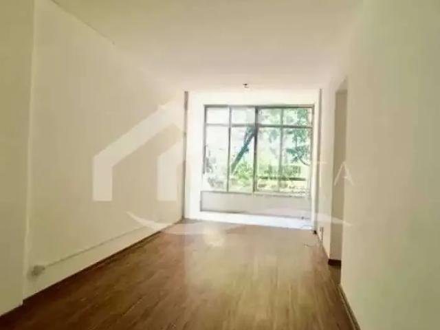 Apartamento para Venda em Rio de Janeiro/RJ Copacabana 3 Quartos