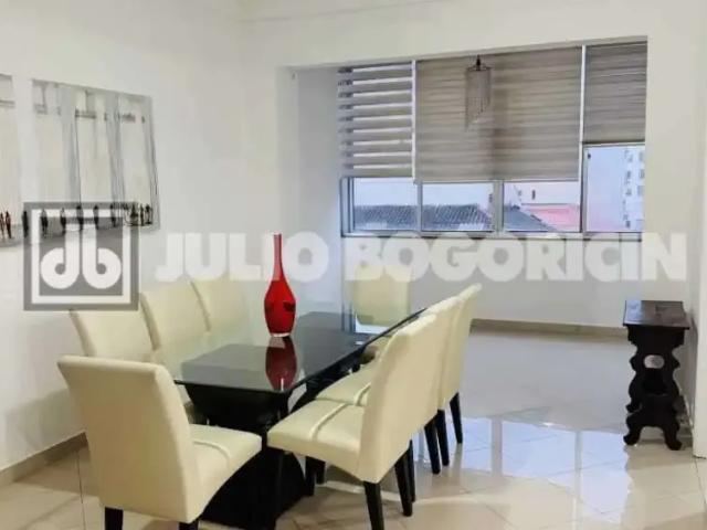 Apartamento para Venda em Rio de Janeiro/RJ Copacabana 3 Quartos