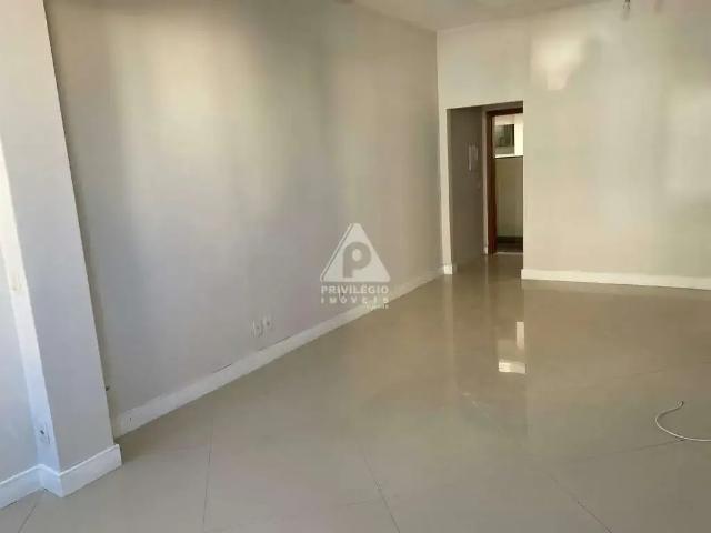 Apartamento para Venda em Rio de Janeiro/RJ Copacabana 3 Quartos