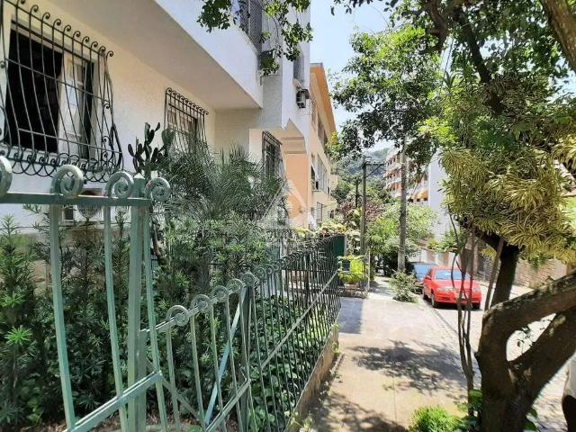 Apartamento para Venda em Rio de Janeiro/RJ Cosme Velho 3 Quartos