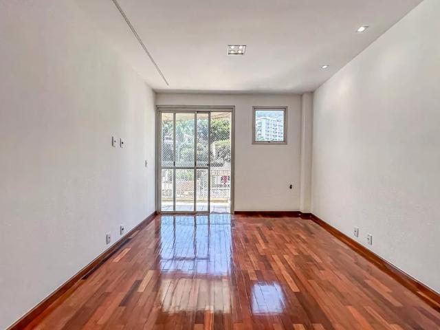 Apartamento para Venda em Rio de Janeiro/RJ Cosme Velho 3 Quartos