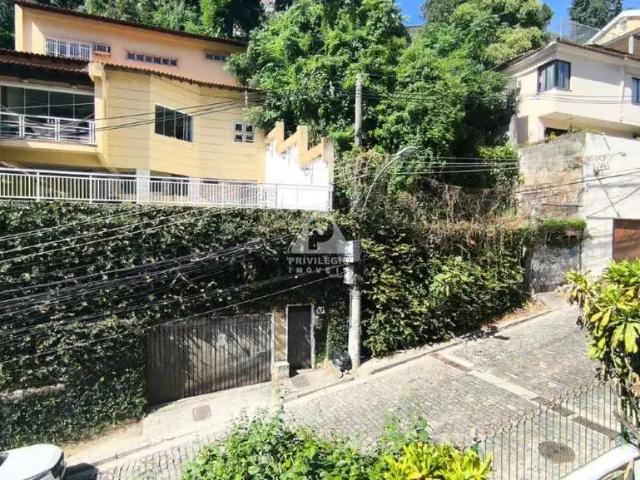 Apartamento para Venda em Rio de Janeiro/RJ Cosme Velho 2 Quartos