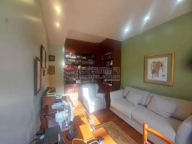 Apartamento para Venda em Rio de Janeiro/RJ Cosme Velho 2 Quartos