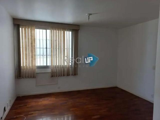 Apartamento para Venda em Rio de Janeiro/RJ Cosme Velho 2 Quartos