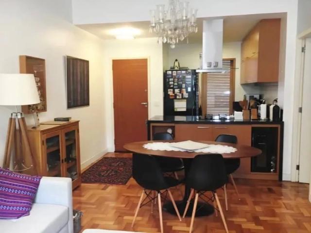 Apartamento para Venda em Rio de Janeiro/RJ Cosme Velho 80 Quartos