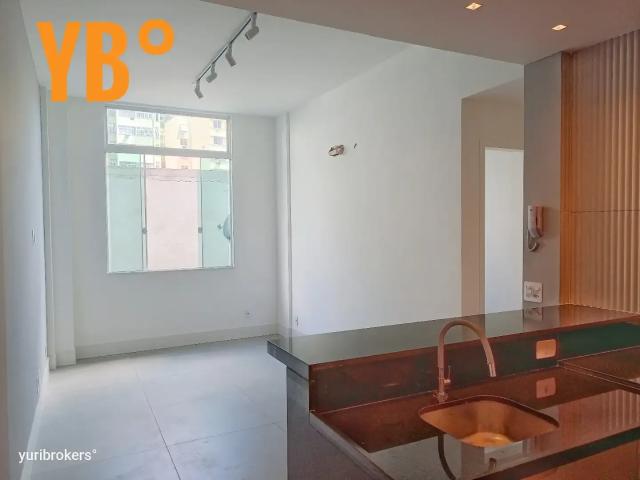 Apartamento para Venda em Rio de Janeiro/RJ Catete 2 Quartos