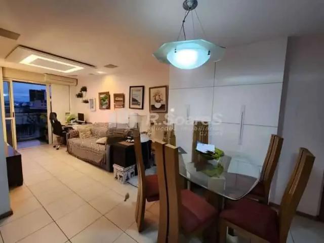 Apartamento para Venda em Rio de Janeiro/RJ Catete 2 Quartos