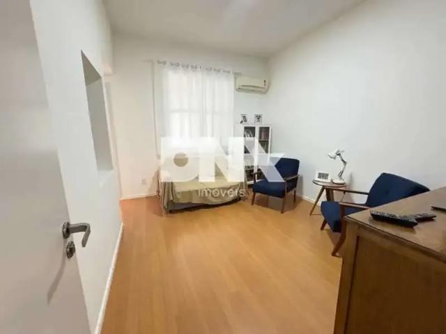Apartamento para Venda em Rio de Janeiro/RJ Catete 3 Quartos