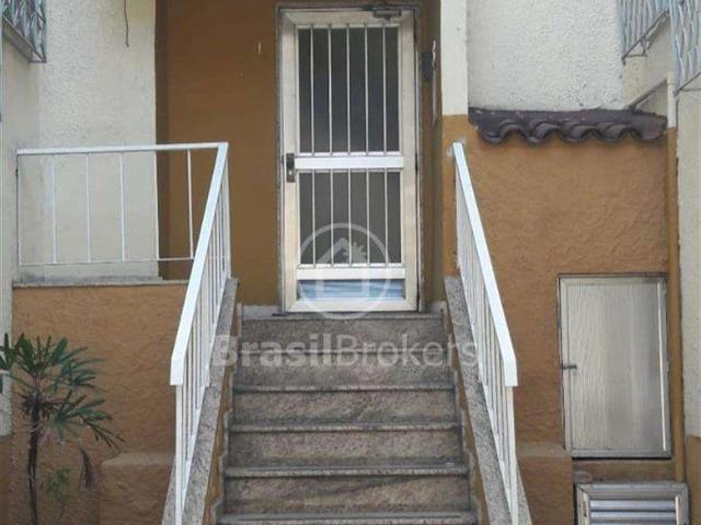 Apartamento para Venda em Rio de Janeiro/RJ Cascadura 2 Quartos