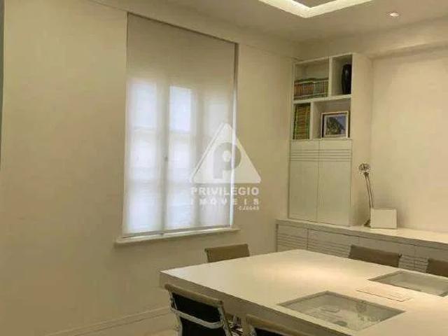 Apartamento para Venda em Rio de Janeiro/RJ Centro 2 Quartos