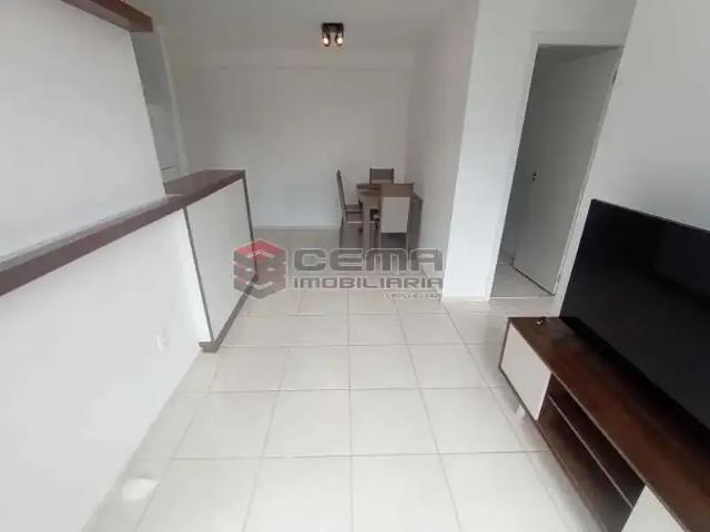Apartamento para Venda em Rio de Janeiro/RJ Curicica 3 Quartos