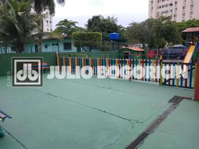 Apartamento para Venda em Rio de Janeiro/RJ Curicica 2 Quartos