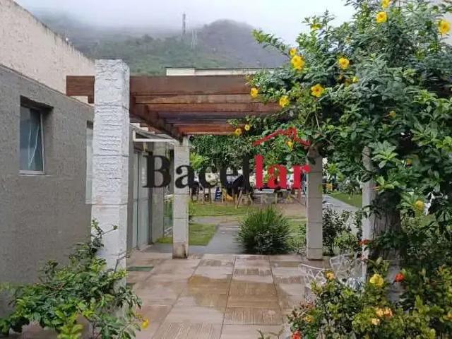 Apartamento para Venda em Rio de Janeiro/RJ Água Santa 2 Quartos