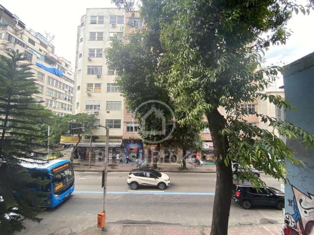 Apartamento para Venda em Rio de Janeiro/RJ Botafogo 2 Quartos