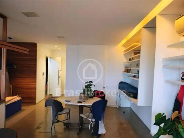 Apartamento para Venda em Rio de Janeiro/RJ Botafogo 2 Quartos