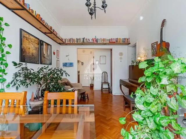 Apartamento para Venda em Rio de Janeiro/RJ Botafogo 2 Quartos
