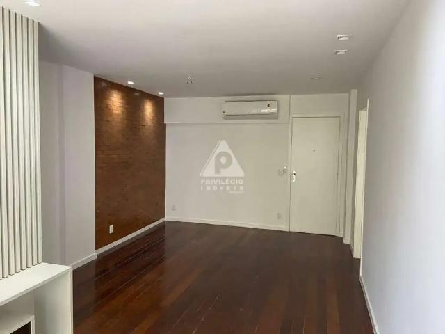 Apartamento para Venda em Rio de Janeiro/RJ Botafogo 2 Quartos