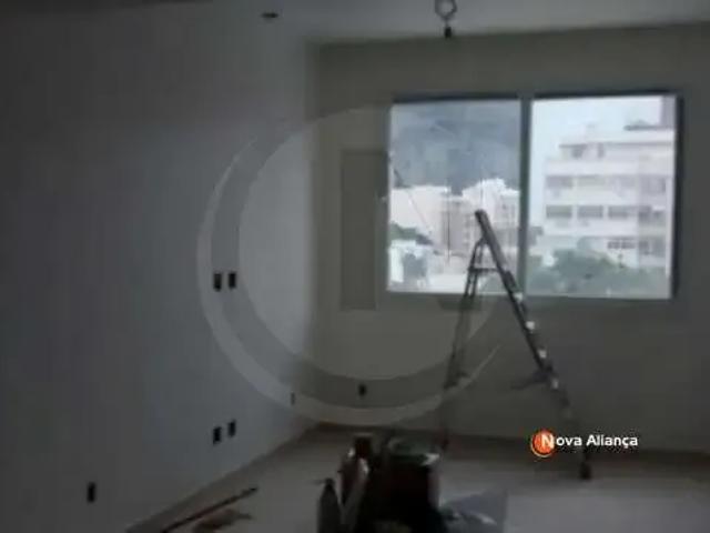 Apartamento para Venda em Rio de Janeiro/RJ Botafogo 2 Quartos