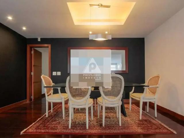 Apartamento para Venda em Rio de Janeiro/RJ Barra da Tijuca 2 Quartos