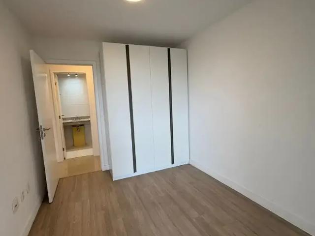 Apartamento para Venda em Rio de Janeiro/RJ Barra da Tijuca 2 Quartos
