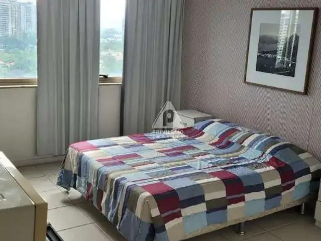 Apartamento para Venda em Rio de Janeiro/RJ Barra da Tijuca 2 Quartos
