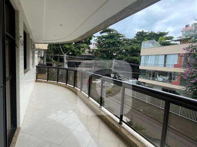 Apartamento para Venda em Rio de Janeiro/RJ Barra da Tijuca 2 Quartos