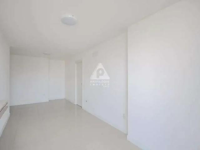 Apartamento para Venda em Rio de Janeiro/RJ Barra da Tijuca 2 Quartos