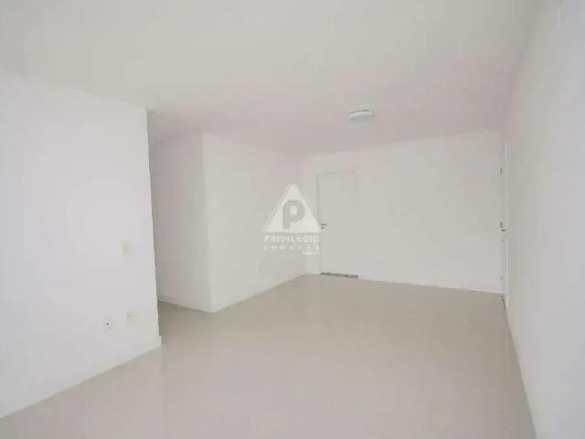 Apartamento para Venda em Rio de Janeiro/RJ Barra da Tijuca 2 Quartos