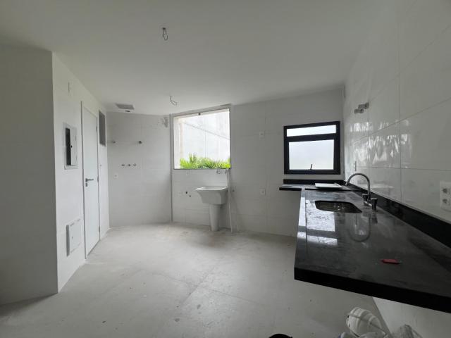 Apartamento para Venda em Rio de Janeiro/RJ Barra da Tijuca 2 Quartos