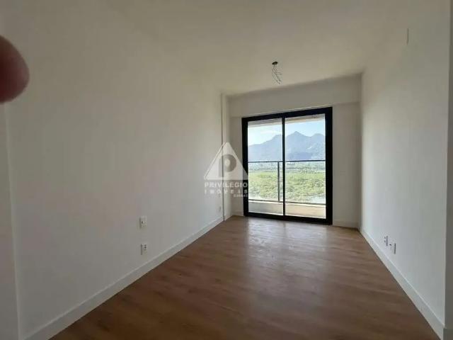 Apartamento para Venda em Rio de Janeiro/RJ Barra da Tijuca 2 Quartos