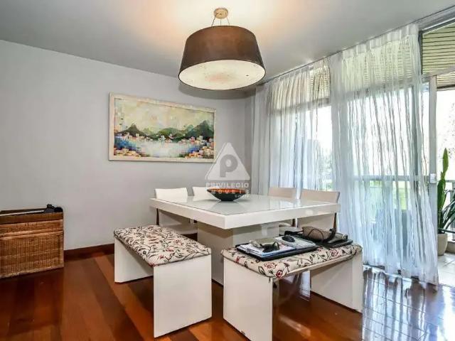 Apartamento para Venda em Rio de Janeiro/RJ Barra da Tijuca 4 Quartos