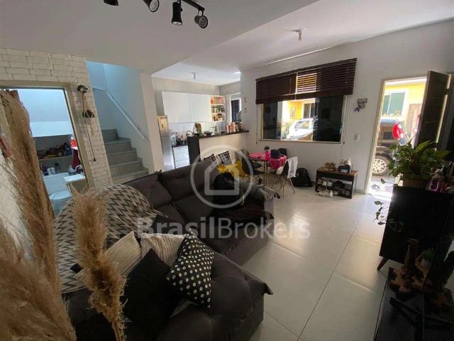 Apartamento para Venda em Rio de Janeiro/RJ Bento Ribeiro 2 Quartos