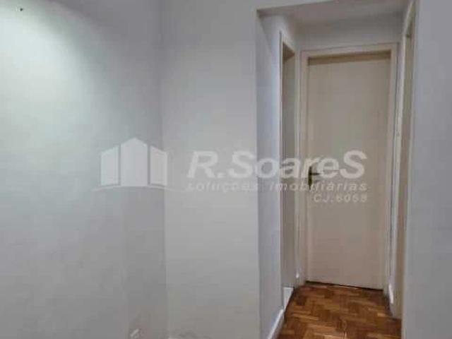Apartamento para Venda em Rio de Janeiro/RJ Bento Ribeiro 2 Quartos