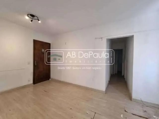 Apartamento para Venda em Rio de Janeiro/RJ Bento Ribeiro 2 Quartos