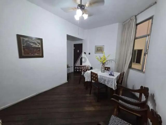 Apartamento para Venda em Rio de Janeiro/RJ Glória 2 Quartos