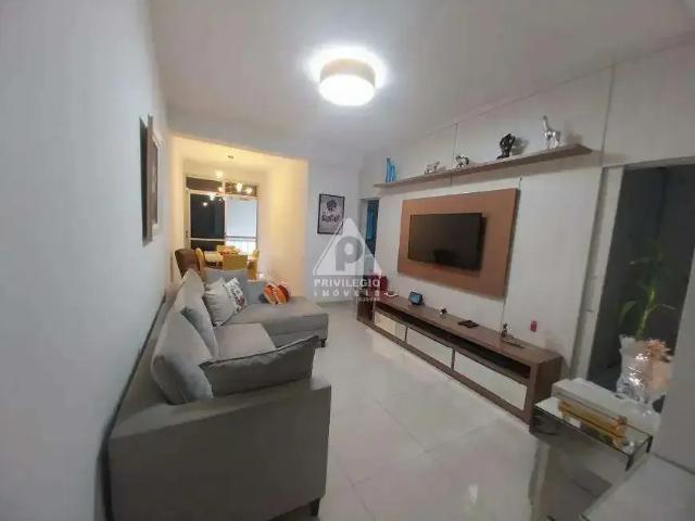 Apartamento para Venda em Rio de Janeiro/RJ Glória 2 Quartos