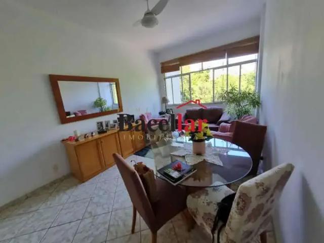 Apartamento para Venda em Rio de Janeiro/RJ Grajaú 2 Quartos