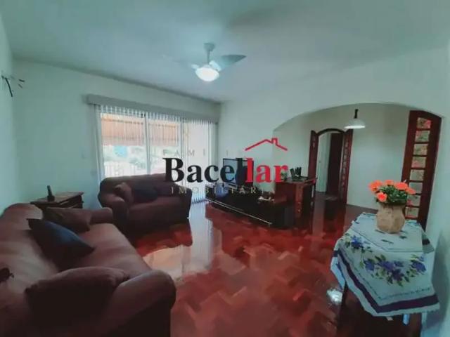 Apartamento para Venda em Rio de Janeiro/RJ Grajaú 2 Quartos