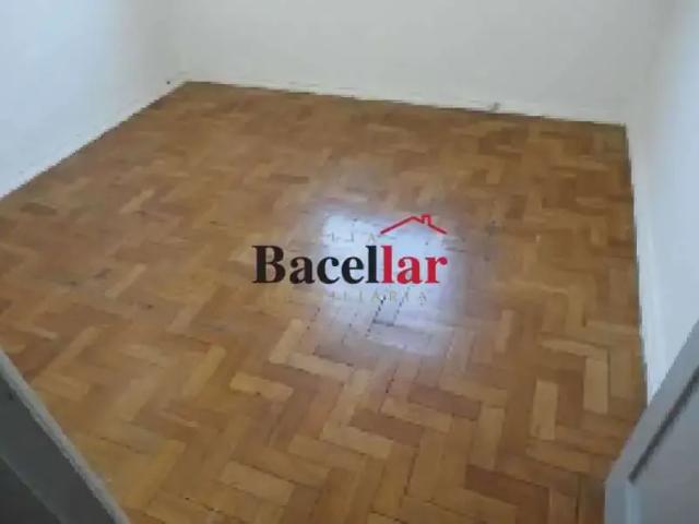 Apartamento para Venda em Rio de Janeiro/RJ Grajaú 2 Quartos