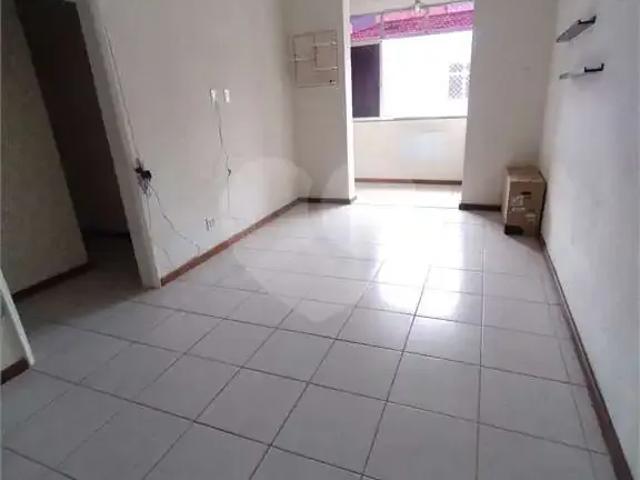 Apartamento para Venda em Rio de Janeiro/RJ Grajaú 2 Quartos