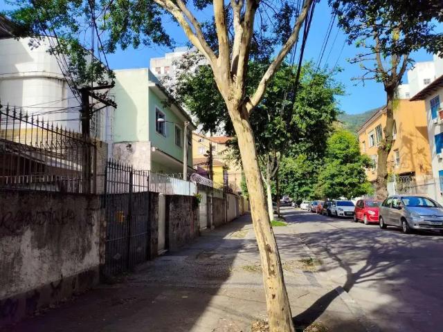 Apartamento para Venda em Rio de Janeiro/RJ Grajaú 2 Quartos