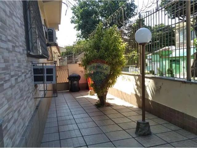 Apartamento para Venda em Rio de Janeiro/RJ Del Castilho 2 Quartos