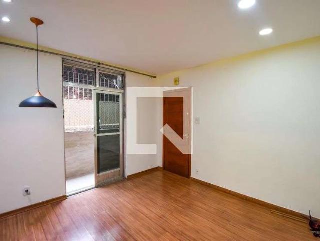 Apartamento para Venda em Rio de Janeiro/RJ Del Castilho 2 Quartos