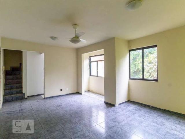 Apartamento para Venda em Rio de Janeiro/RJ Del Castilho 2 Quartos