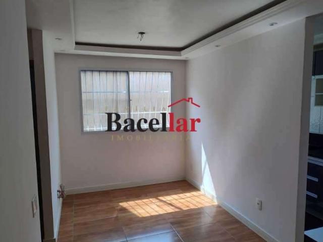 Apartamento para Venda em Rio de Janeiro/RJ Del Castilho 2 Quartos