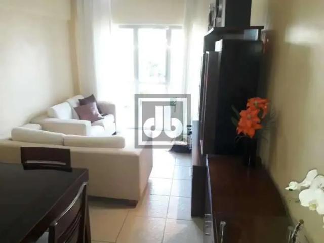 Apartamento para Venda em Rio de Janeiro/RJ Engenho de Dentro 2 Quartos