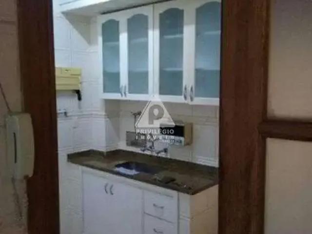 Apartamento para Venda em Rio de Janeiro/RJ Estácio 2 Quartos